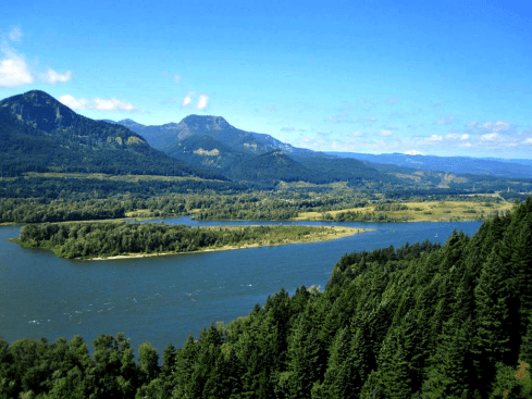 L to R: Hamilton Mountain, Table Mountain, Mt. Adams